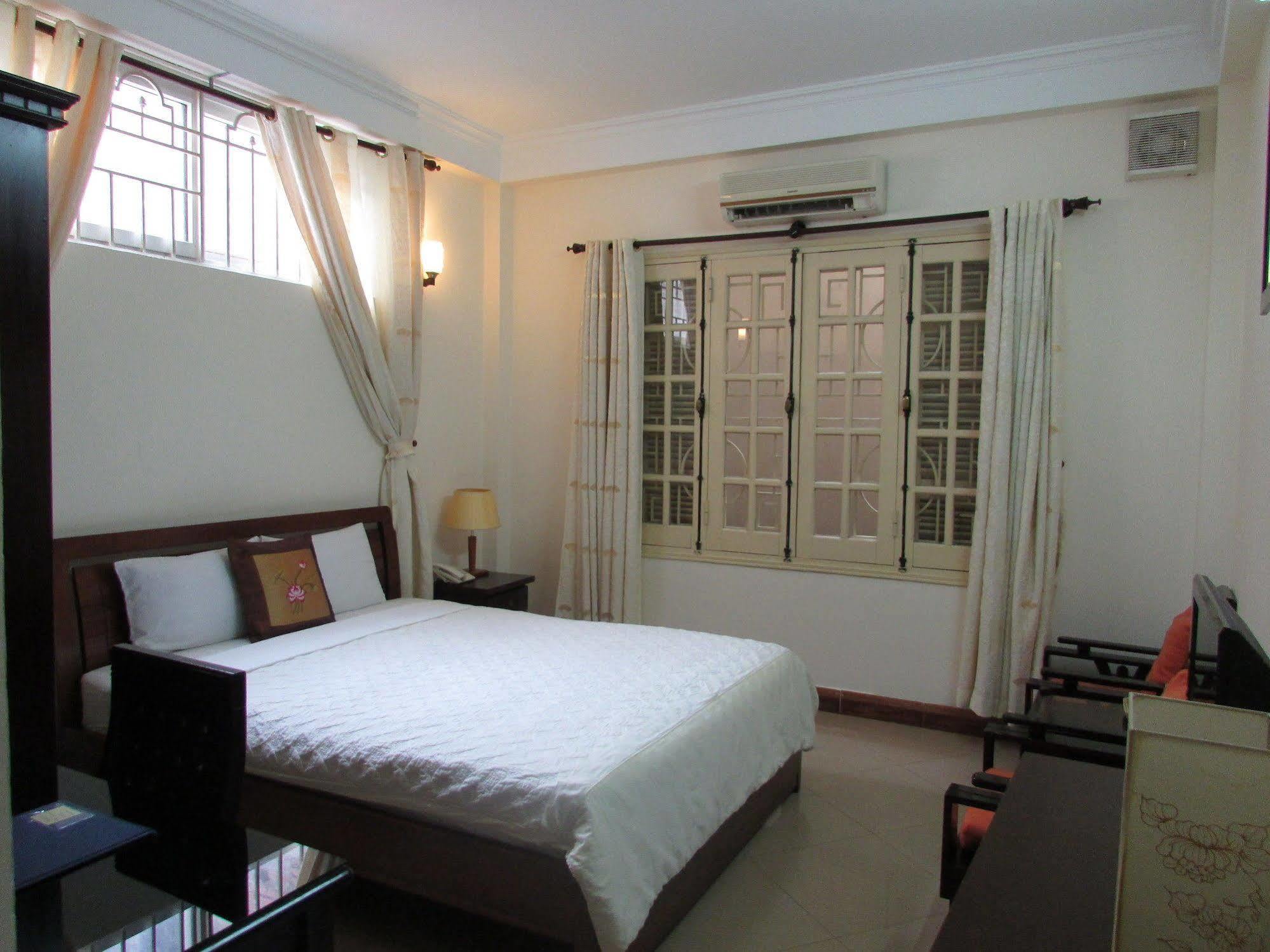 Heart Hotel Hanoi Exteriör bild