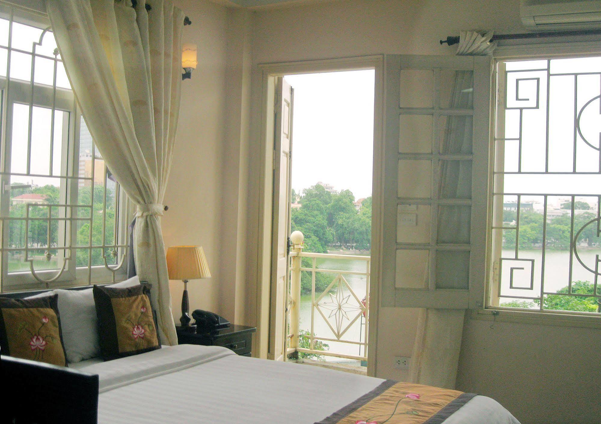 Heart Hotel Hanoi Exteriör bild